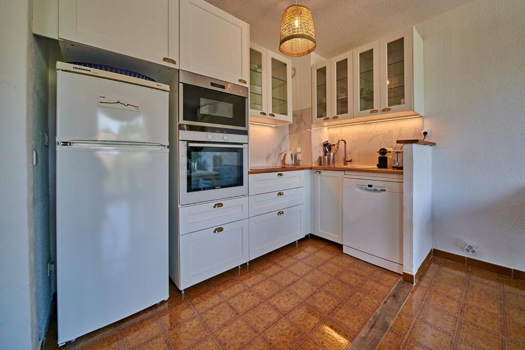 Sunrise -Swimming-Pool-Saint-Tropez Center-Parking Apartment Bagian luar foto