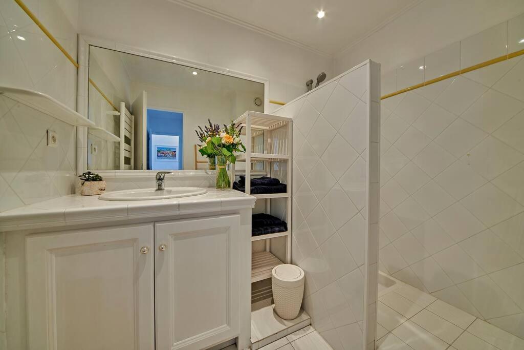 Sunrise -Swimming-Pool-Saint-Tropez Center-Parking Apartment Bagian luar foto